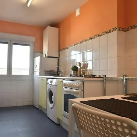 Quiros House * خيخون