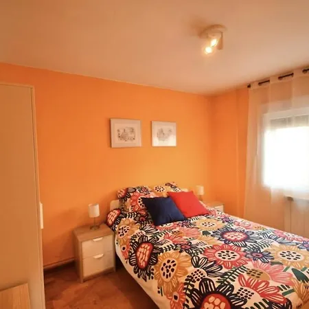 Quiros House شقة *